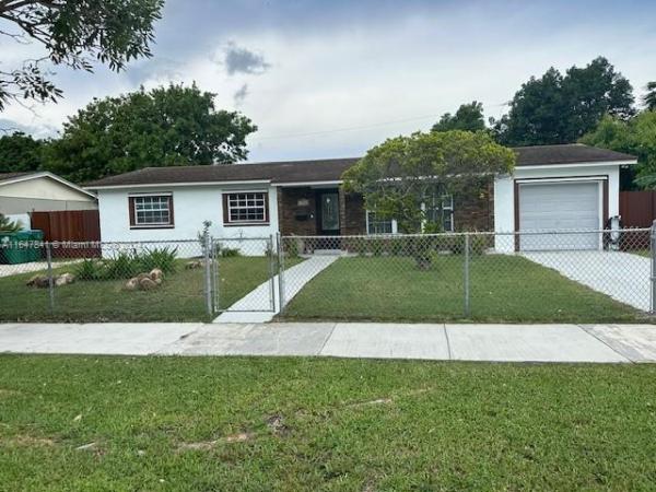 Fairway Park, 16230 SW 102nd Ave, Palmetto Estates, Florida 33157, image 1