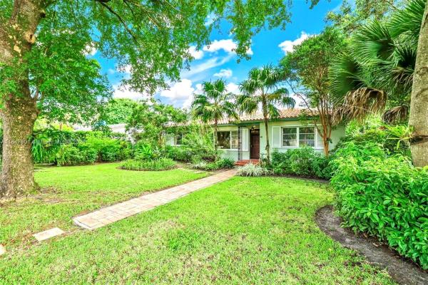 College Heights, 41 NE 109th St, Miami Shores, Florida 33161, image 1