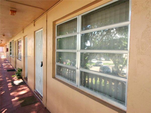 Ro-Mont South, 20275 NE 2nd Ave #22, Ives Estates, Florida 33179, image 1