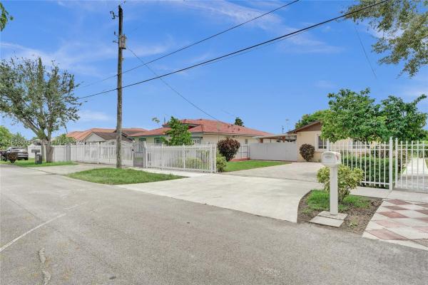 Silver Palm Park, 22851 SW 123rd Ave, Goulds, Florida 33170, image 2