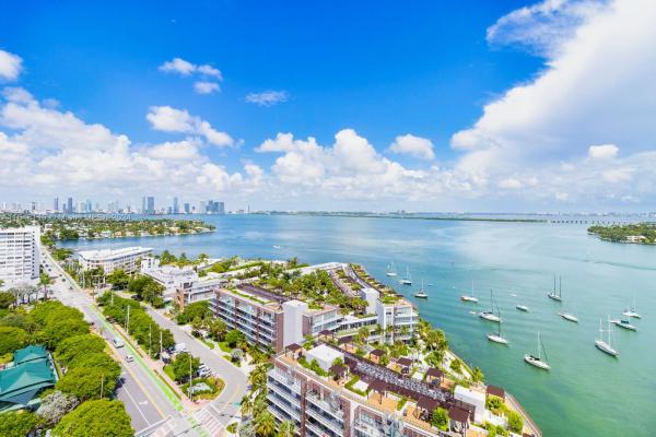 The Grand Venetian, 10 Venetian Way #2102, Miami Beach, Florida 33139, image 1