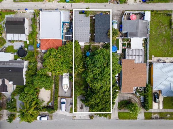 St James Park, 1927 Cleveland St, Hollywood, Florida 33020, image 3