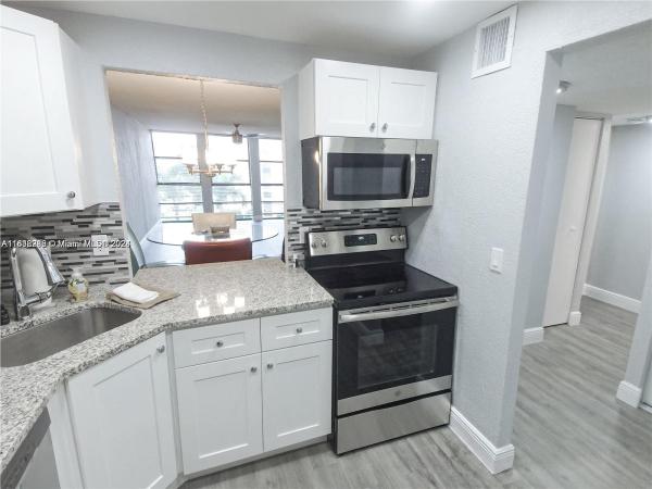 De Soto Park South, 801 Three Islands Blvd ##316, Hallandale Beach, Florida 33009, image 1