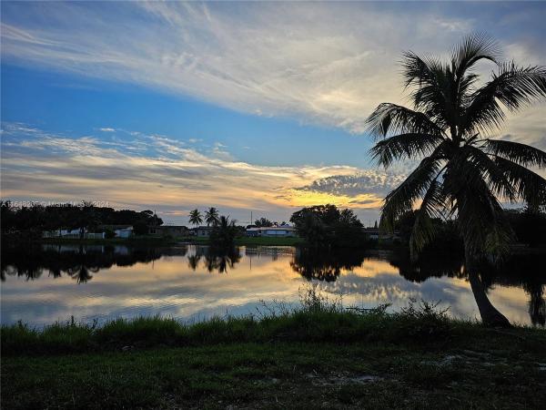 Oakland Park No HOA, 2737 NW 24th Ave, Oakland Park, Florida 33311, image 1