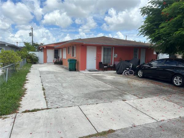 7633 NW 2nd Ter, Unincorporated Dade County, Florida 33126, image 2
