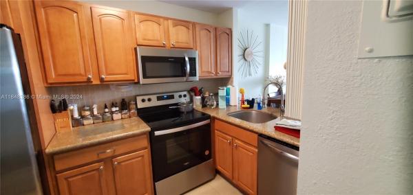 Royal Park, 111 Royal Park Dr #4F, Oakland Park, Florida 33309, image 1