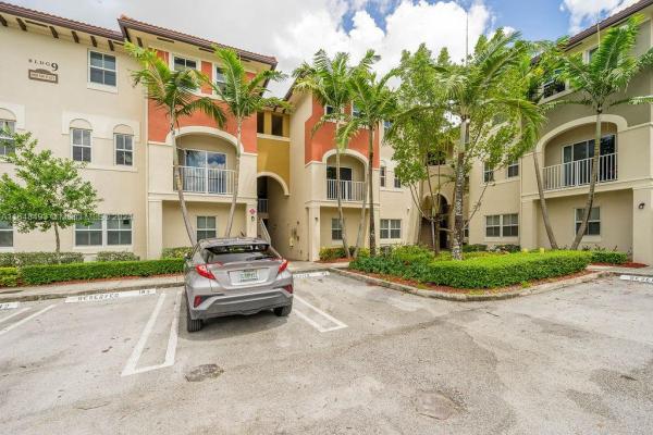 St Maarten At Grand Bay, 8620 NW 97th Ave #105, Doral, Florida 33178, image 1
