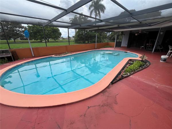 North Dade Country Club Village, 1300 NW 203rd St, Miami Gardens, Florida 33169, image 1
