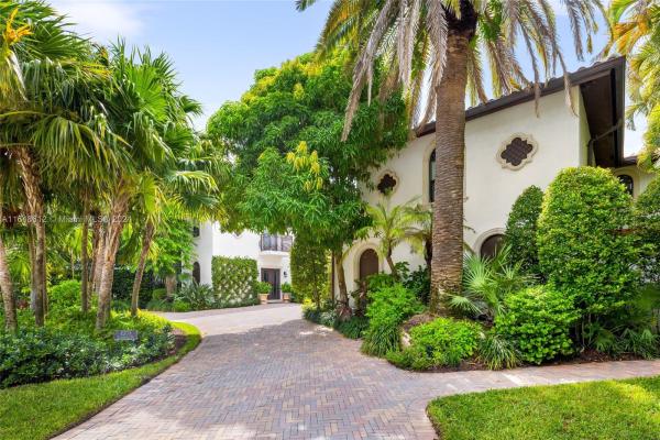 Bel Lido Isle, 4304 Intracoastal Dr, Highland Beach, Florida 33487, image 2
