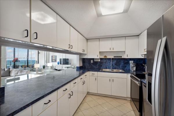 The Alexander Towers, 3505 S Ocean Dr #816, Hollywood, Florida 33019, image 3