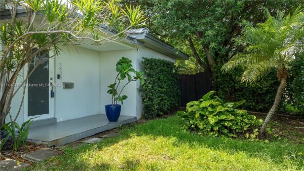 Isle Of Normandy, 6835 Rue Granville, Miami Beach, Florida 33141, image 1