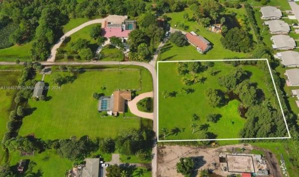 West Palm Beach No HOA, 5165 N Horseshoe Cir N, West Palm Beach, Florida 33417, image 1