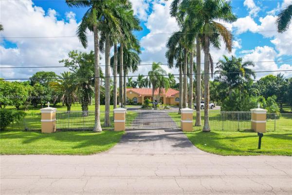 Redland No HOA, 14300 SW 192nd St, Redland, Florida 33177, image 2