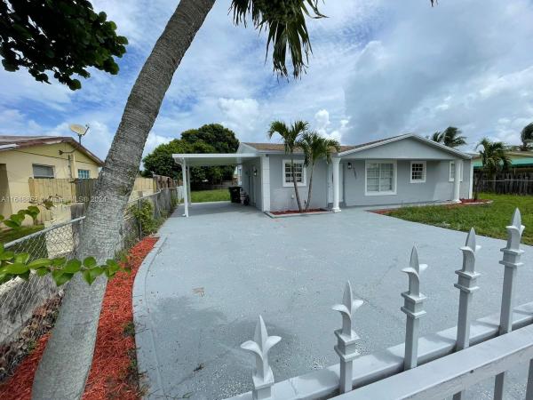 Bankers, 17921 NW 32nd Ave, Miami Gardens, Florida 33056, image 3