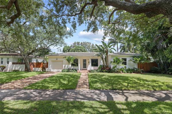 Dunnings Miami Shores, 125 NE 105th St, Miami Shores, Florida 33138, image 1
