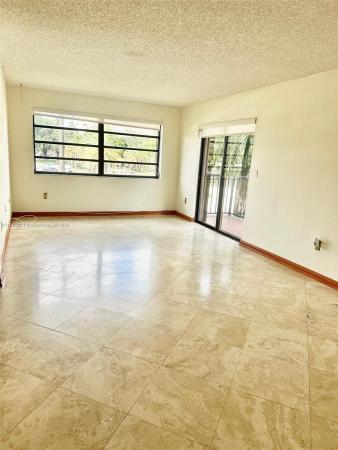605 NW 72nd Ave #208, Unincorporated Dade County, Florida 33126, image 2