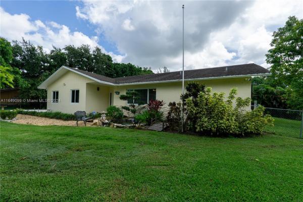 Green Meadows, 5310 SW 166th Ave, Southwest Ranches, Florida 33331, image 2