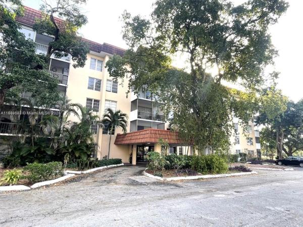 The Manors Of Inverrary, 4160 Inverrary Dr #312, Lauderhill, Florida 33319, image 1
