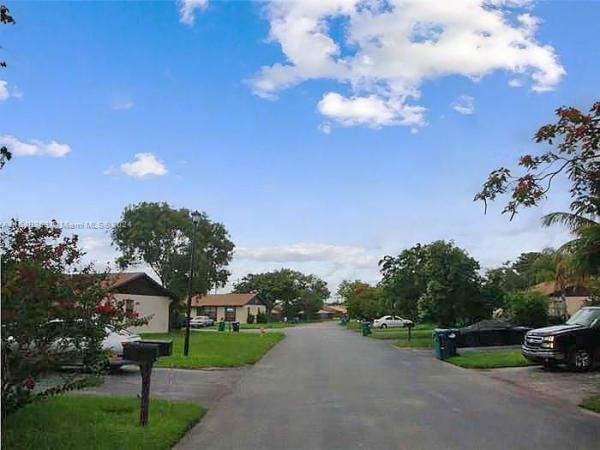 San Sebastian Townhouses, 4838 SW 135th Ct #4838, Kendale Lakes, Florida 33175, image 3