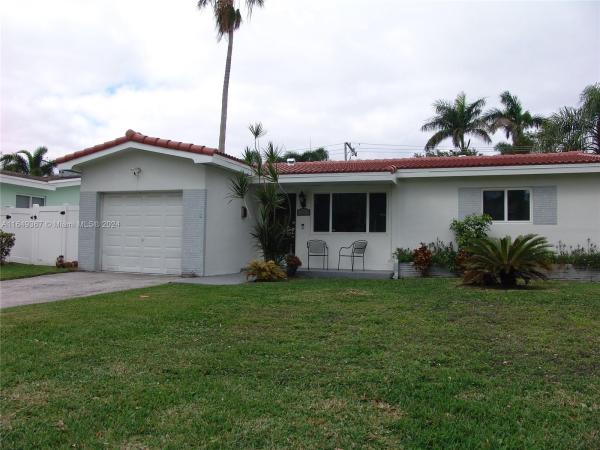Hollywood Homesites High School, 1443 Harding St, Hollywood, Florida 33020, image 1