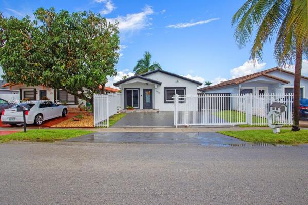 London Estates, 8869 NW 112th St, Hialeah Gardens, Florida 33018, image 1