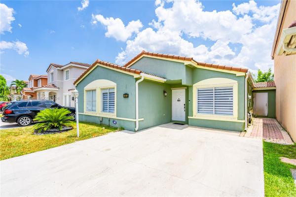 Tesoro At Forest Lakes, 16610 SW 97th Ter, The Hammocks, Florida 33196, image 1