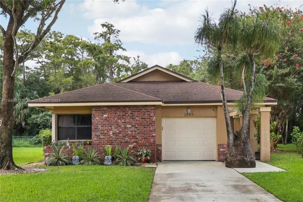 Tamarind Village, 2665 Dahoon Ave, Coconut Creek, Florida 33063, image 1