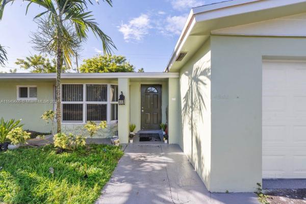 Flair, 4500 NW 11th St, Lauderhill, Florida 33313, image 3