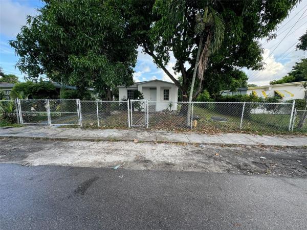Commercial Liberty City, 1424 NW 73rd St, Gladeview, Florida 33147, image 1