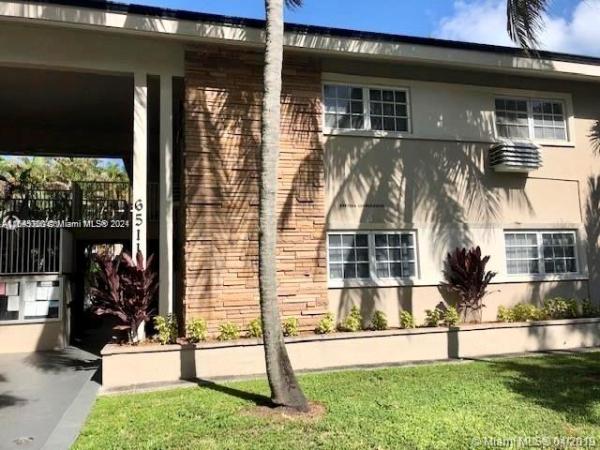Santona, 6511 Santona St #C14, Coral Gables, Florida 33146, image 1