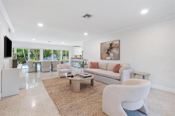 North Bay Island, 7530 Center Bay Dr, North Bay Village, Florida 33141, image 1