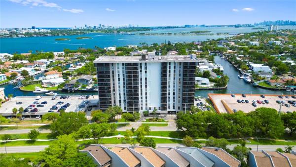 Dorset House, 2500 NE 135th St #A707, North Miami, Florida 33181, image 1