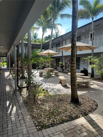 Beach Garden, 105 NE 12th Ave #5, Hallandale Beach, Florida 33009, image 1