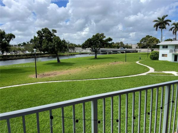 Village At Dadeland, 7580 SW 82nd St #F215, Glenvar Heights, Florida 33143, image 1