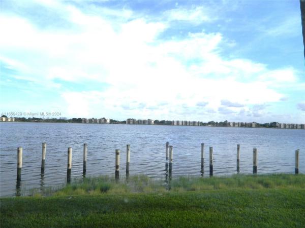 Lake Emerald, 105 Lake Emerald Dr #108, Oakland Park, Florida 33309, image 1