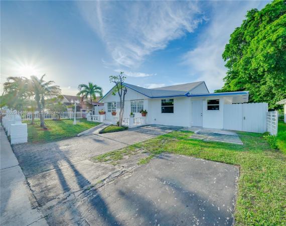 Pine Tree Park, 725 NW 15th Ct, Pompano Beach, Florida 33060, image 1