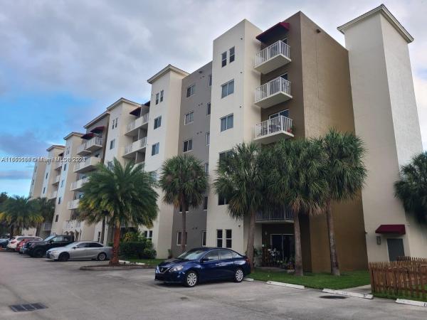 Paradise Pointe, 11040 SW 196th St #306, Cutler Bay, Florida 33157, image 1