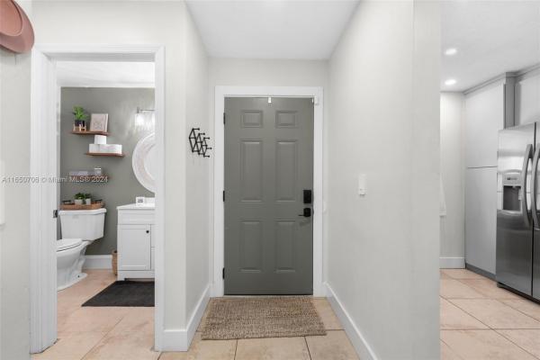 The Provinces Of Pierpointe At Pembroke Lakes, 11687 NW 11th St, Pembroke Pines, Florida 33026, image 3