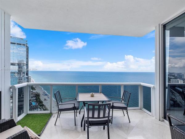 Trump Royale, 18201 Collins Ave #4806, Sunny Isles Beach, Florida 33160, image 1