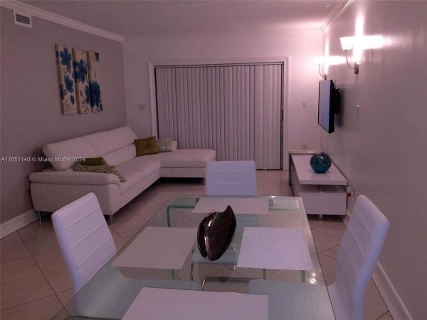 Los Suenos, 1735 W 60th St #M318, Hialeah, Florida 33012, image 1