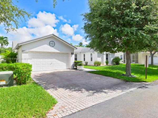 Hammock Estates, 4763 NW 14th Dr, Coconut Creek, Florida 33063, image 1
