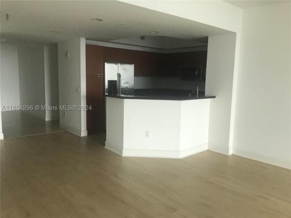 One Fifty One At Biscayne, 14951 Royal Oaks Ln #2404, North Miami, Florida 33181, image 1