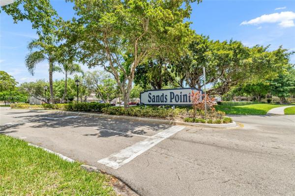 Sands Point, 8310 Sands Point Blvd #L110, Tamarac, Florida 33321, image 1