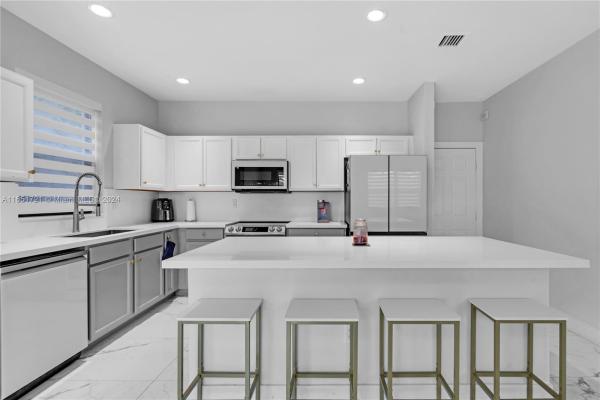 Borek, 11528 SW 239th Ter, Princeton, Florida 33032, image 1