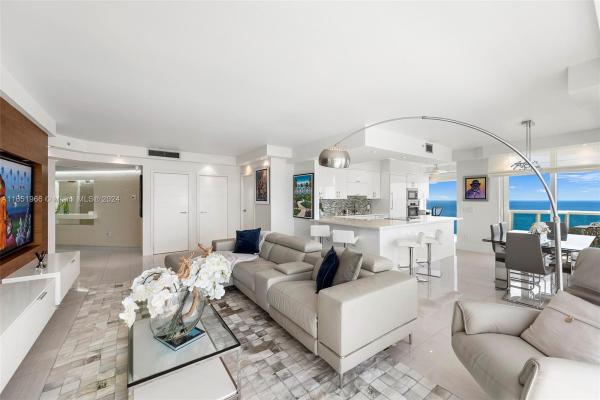 Green Diamond, 4775 Collins Ave #2503, Miami Beach, Florida 33140, image 3