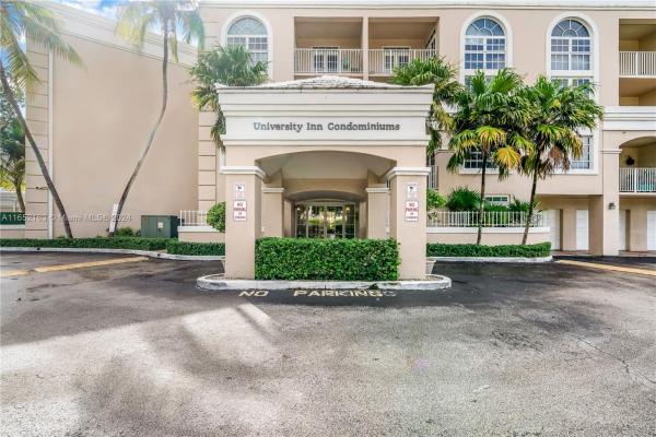 University Inn, 1280 S Alhambra Cir #1217, Coral Gables, Florida 33146, image 1