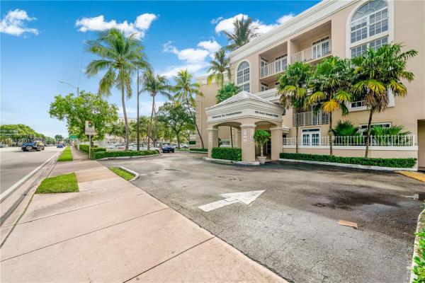 University Inn, 1280 S Alhambra Cir #1411, Coral Gables, Florida 33146, image 2