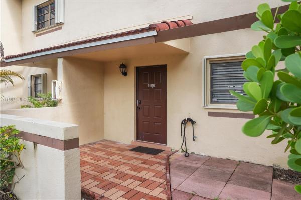 Kendall Lakes East Patio Homes, 6256 SW 136th Ct #104E, Kendale Lakes, Florida 33183, image 1