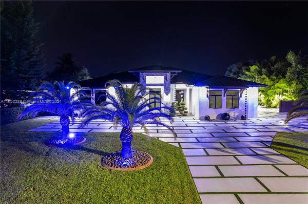 250 NW 129th Ave, Tamiami, Florida 33182, image 2