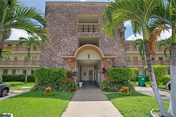 Mar-Len Gardens, 16900 NE 14th Ave #301, North Miami Beach, Florida 33162, image 1